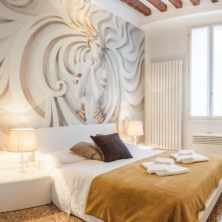 San Polo Design Apartments By Wonderful Italy Venezia Esterno foto