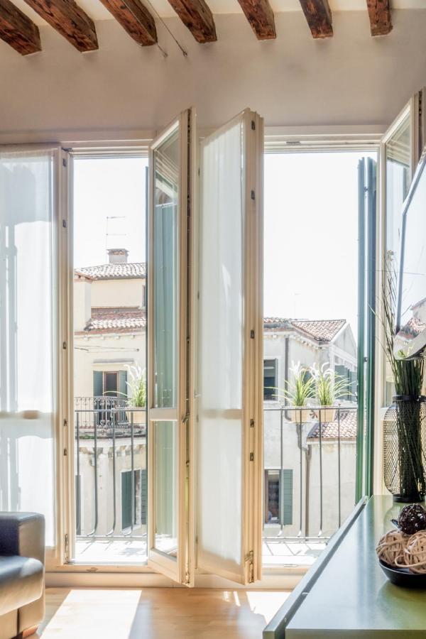 San Polo Design Apartments By Wonderful Italy Venezia Esterno foto