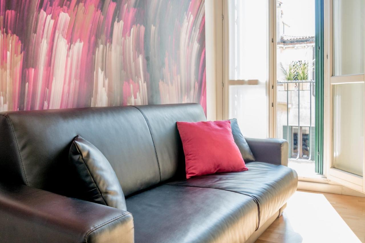 San Polo Design Apartments By Wonderful Italy Venezia Esterno foto